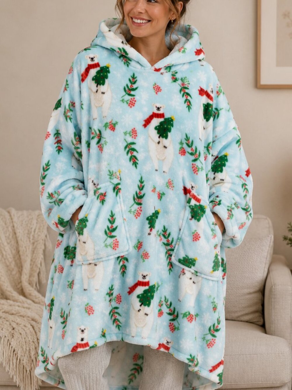 Throwzy Marlo Lorenz Christmas Polar Bears hood Poncho Wearable blanket one size